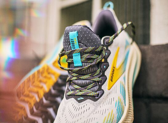 NOVÉ Brooks Ghost Trail: gravelové běžecké boty na asfalt i nezpevněné cesty