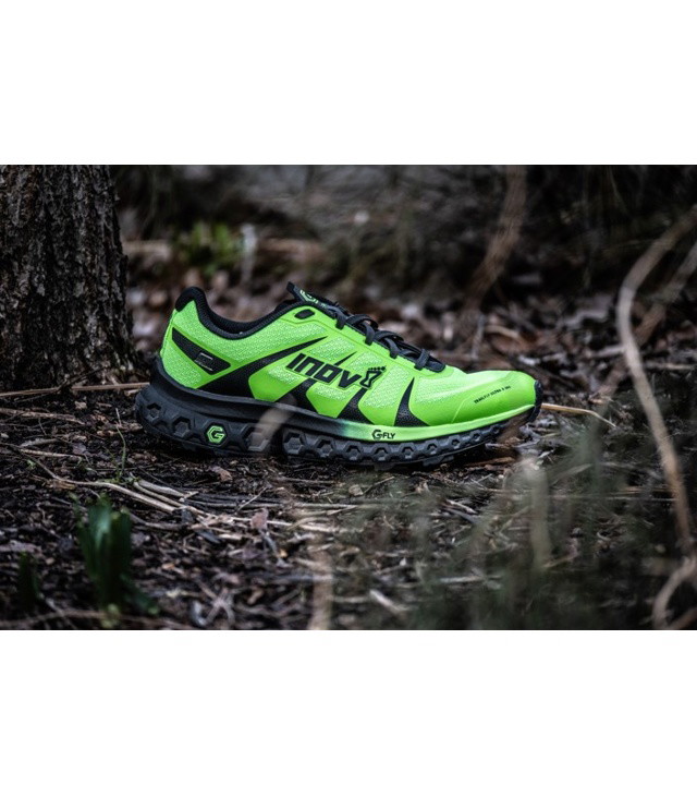 Pánské běžecké boty INOV8 TRAILFLY ULTRA G 300, green/black