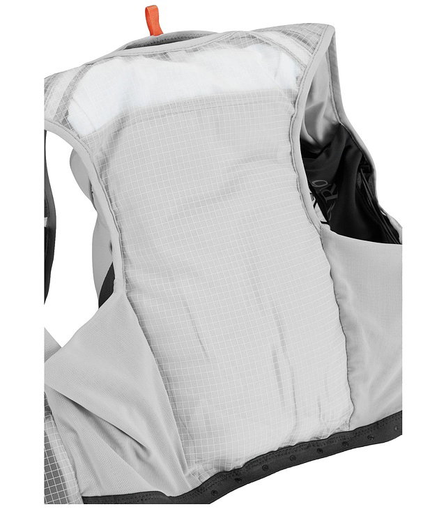 Běžecká vesta RAB VEIL 12 Uni