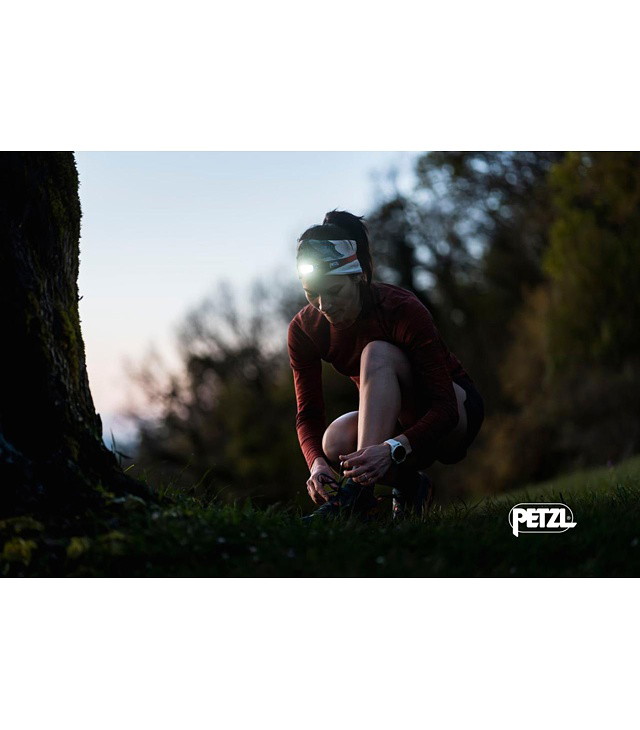 Naglavna svjetiljka PETZL SWIFT RL 2.0