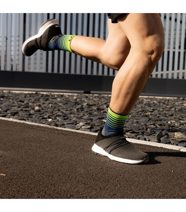 Čarape UYN M RUNNERS FIVE SOCKS Muškarac, blue/yellow fluo