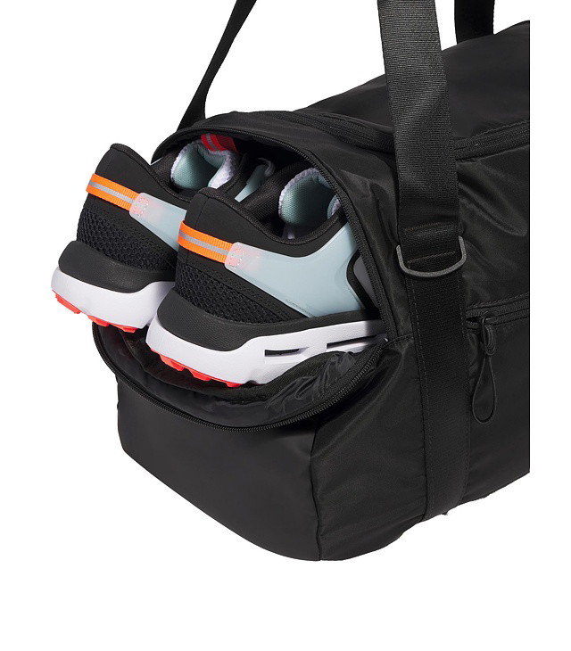 UNDER ARMOUR STUDIO DUFFLE BP Lady táska