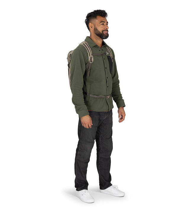 OSPREY DAYLITE Uni hátizsák, concrete tan