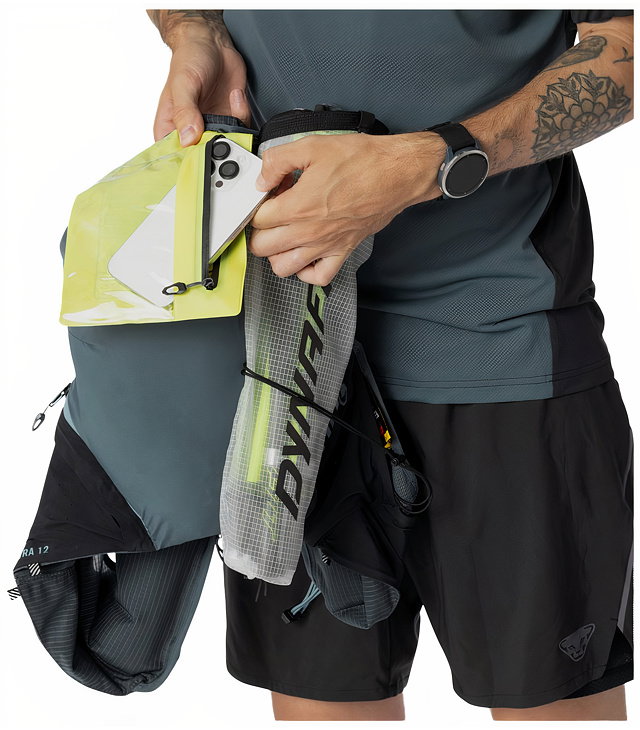 Běžecká vesta DYNAFIT ULTRA 12 VEST
