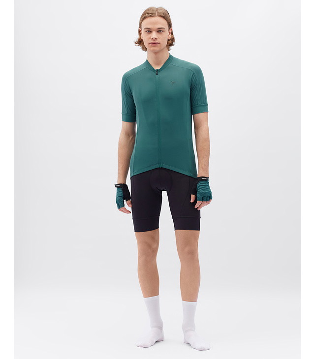 Dres Silvini CARNIO Man, ocean