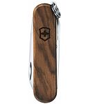 Cuțit VICTORINOX CLASSIC SD 0.6221.63 WOOD